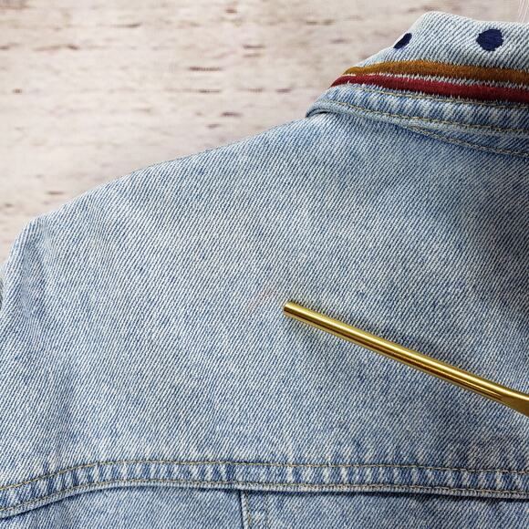 Petite Sophisticate Denim Patchwork Embroidered Crop Jacket Size Medium - Picture 10 of 14